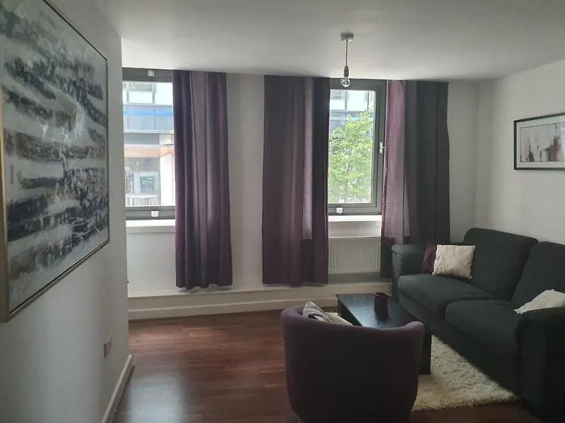 Проживание в семье Double Room With Shared Bathroom Лондон Великобритания